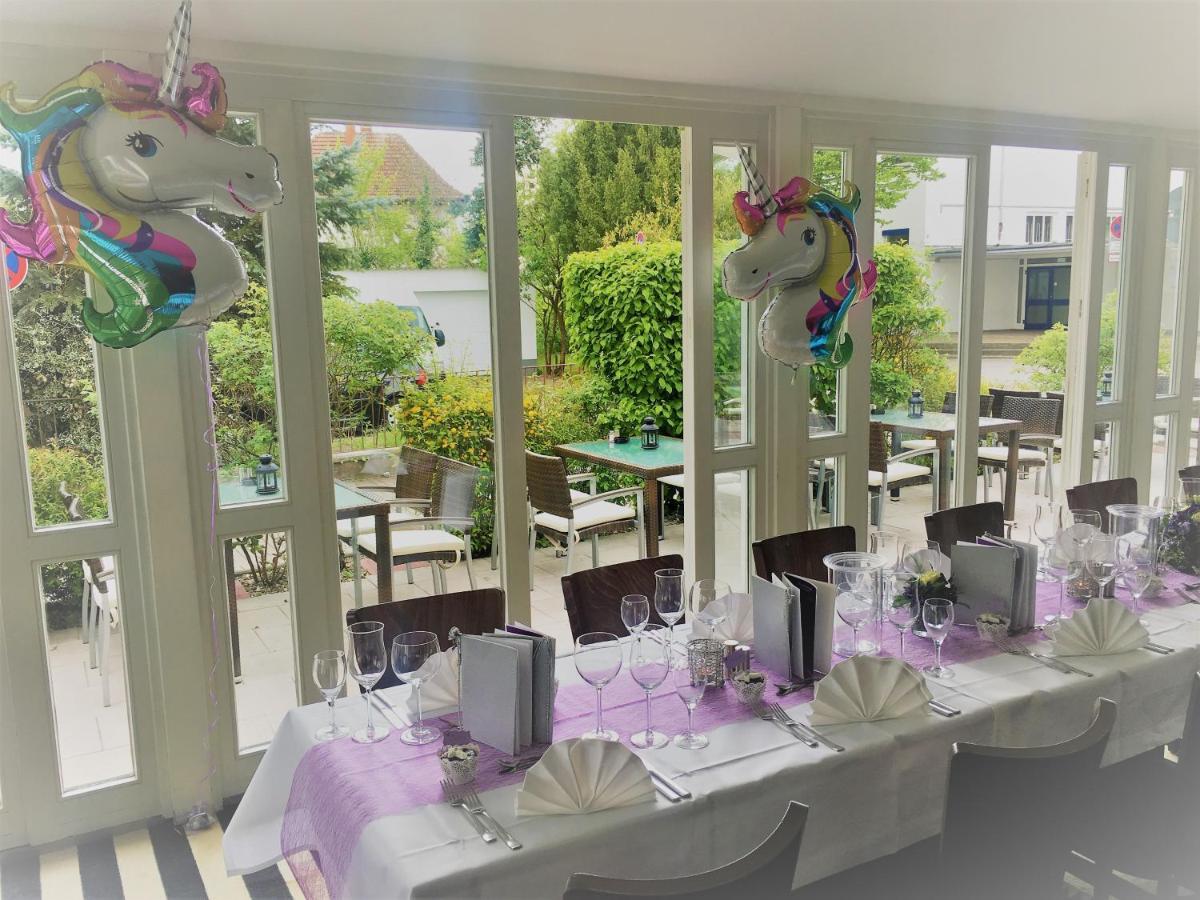 Hotel Ambiente Walldorf วัลล์ดอร์ฟ ภายนอก รูปภาพ
