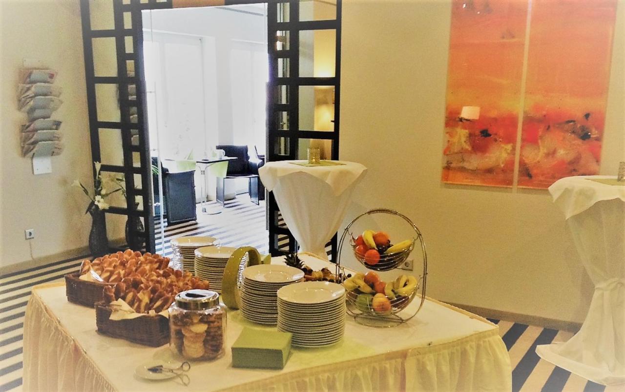 Hotel Ambiente Walldorf วัลล์ดอร์ฟ ภายนอก รูปภาพ