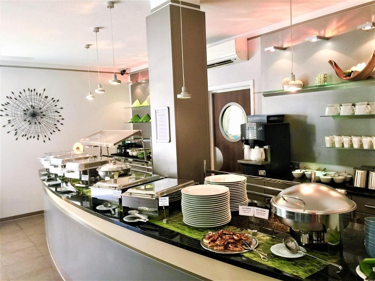 Hotel Ambiente Walldorf วัลล์ดอร์ฟ ภายนอก รูปภาพ