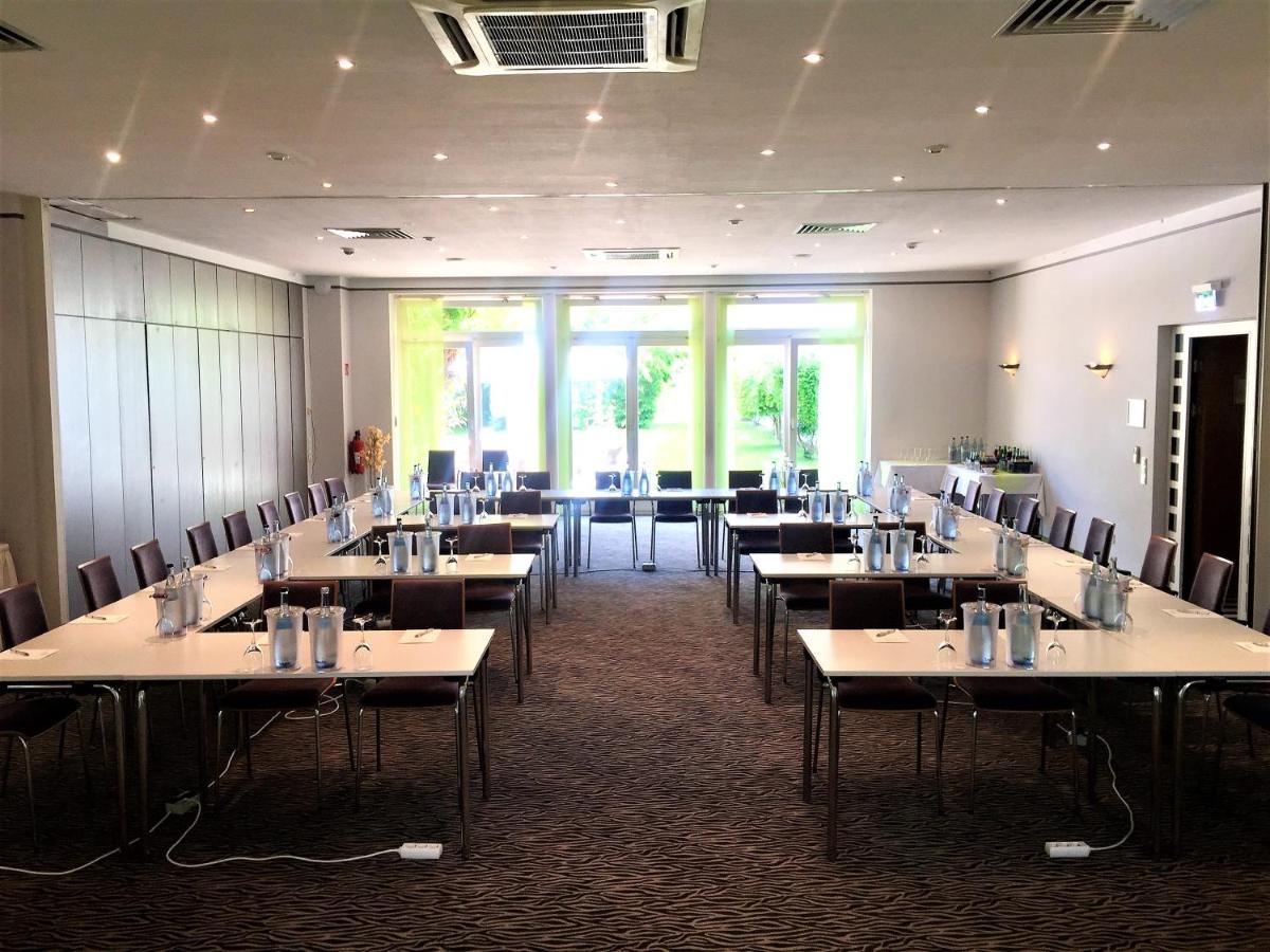 Hotel Ambiente Walldorf วัลล์ดอร์ฟ ภายนอก รูปภาพ