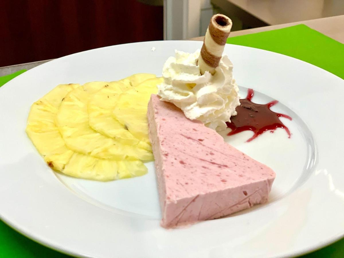 Hotel Ambiente Walldorf วัลล์ดอร์ฟ ภายนอก รูปภาพ